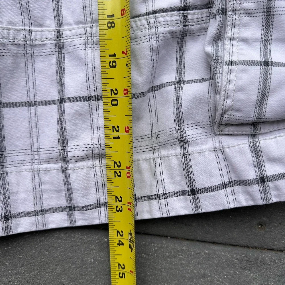 Levi's Men's Plaid Cargo Shorts White Gray 11